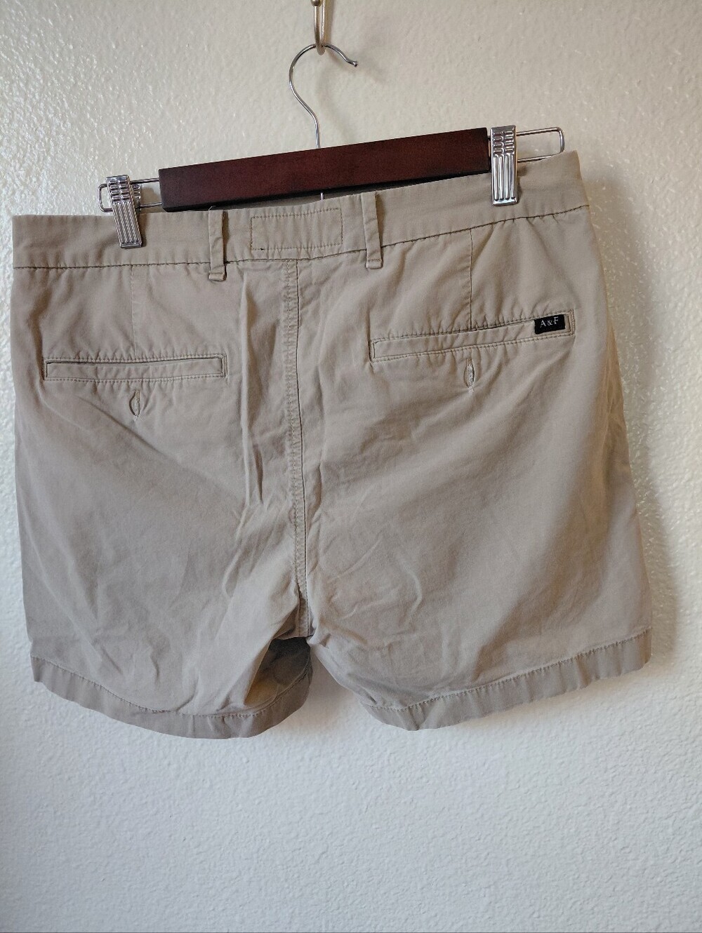 Abercrombie & Fitch- Women’s 31 Tan Casual Cotton Shorts Stretch Summer - Picture 2 of 8